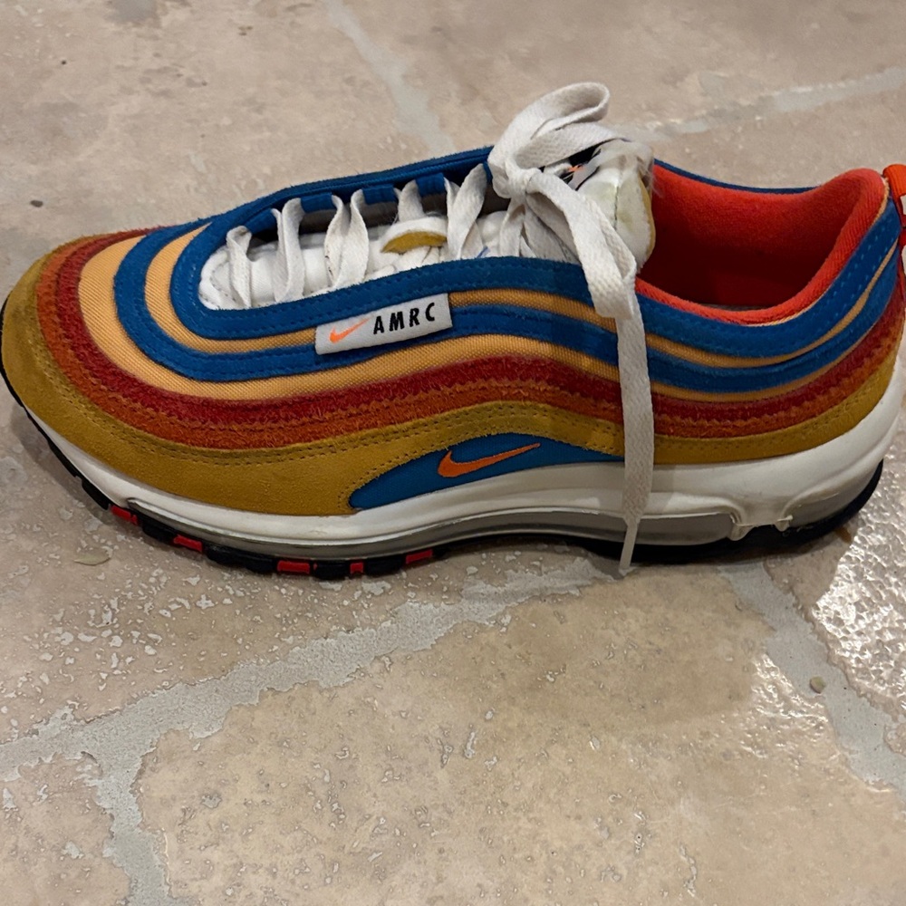 Never Worn Nike Air Max Running Club Blue Yellow Red Sneakers - Picture 3 of 4
